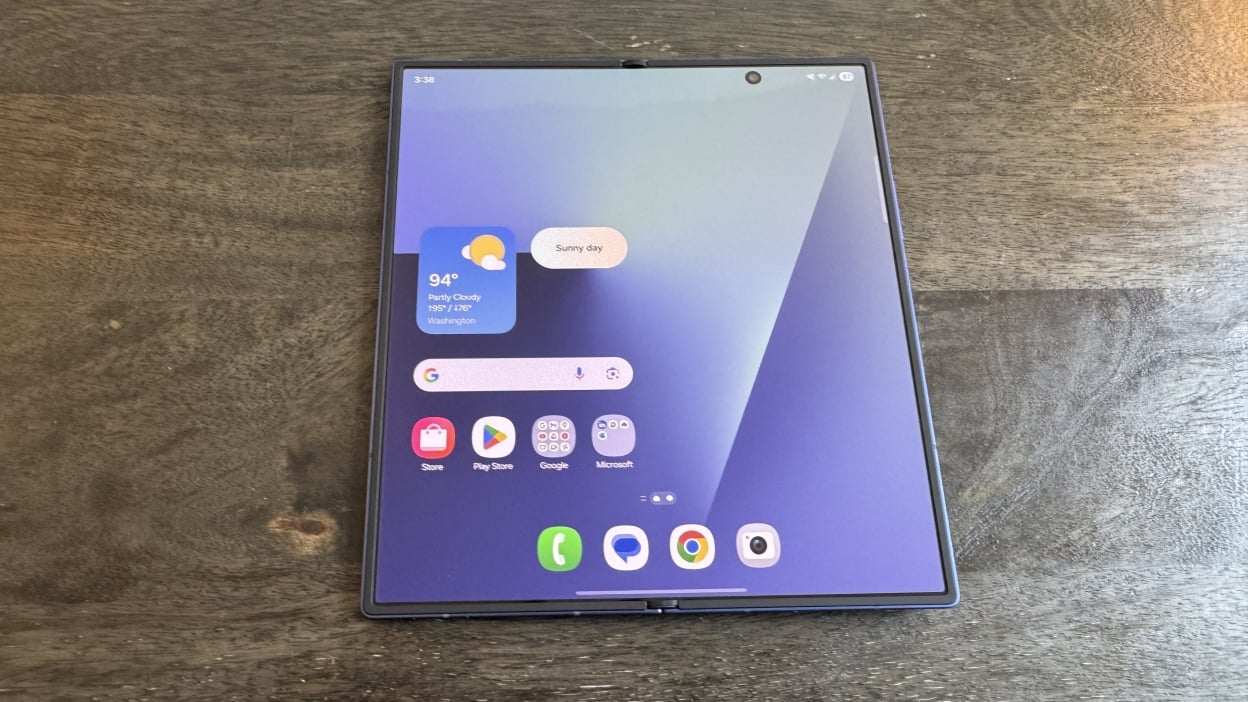 Samsung's Cheapest Galaxy Z Fold 7 Is $300 Off for Labor Day