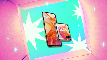 This Motorola Razr+ Foldable Is $450 Right Now