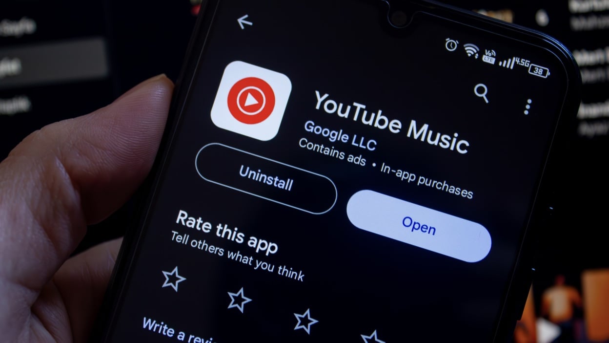YouTube Music Finally Added a Long-Missing Google Podcasts Feature