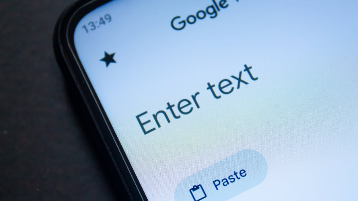 I Tested Google’s New Live Translation With AirPods, and It Actually Works Well